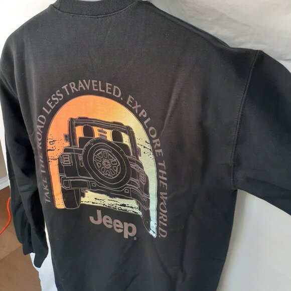 Jeep - Take the Road Less Traveled - Explore the World - New Small Black Sweatsh - Picture 5 of 7